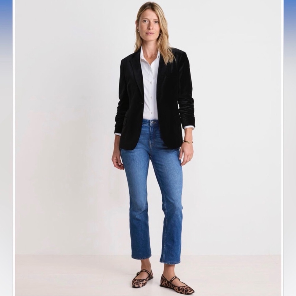 Vineyard Vines Classic Velvet Blazer - Black